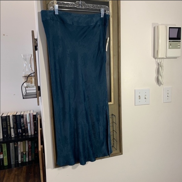 LAnthropologie Moulinette Soeurs Adelyn Skirt - Picture 5 of 8